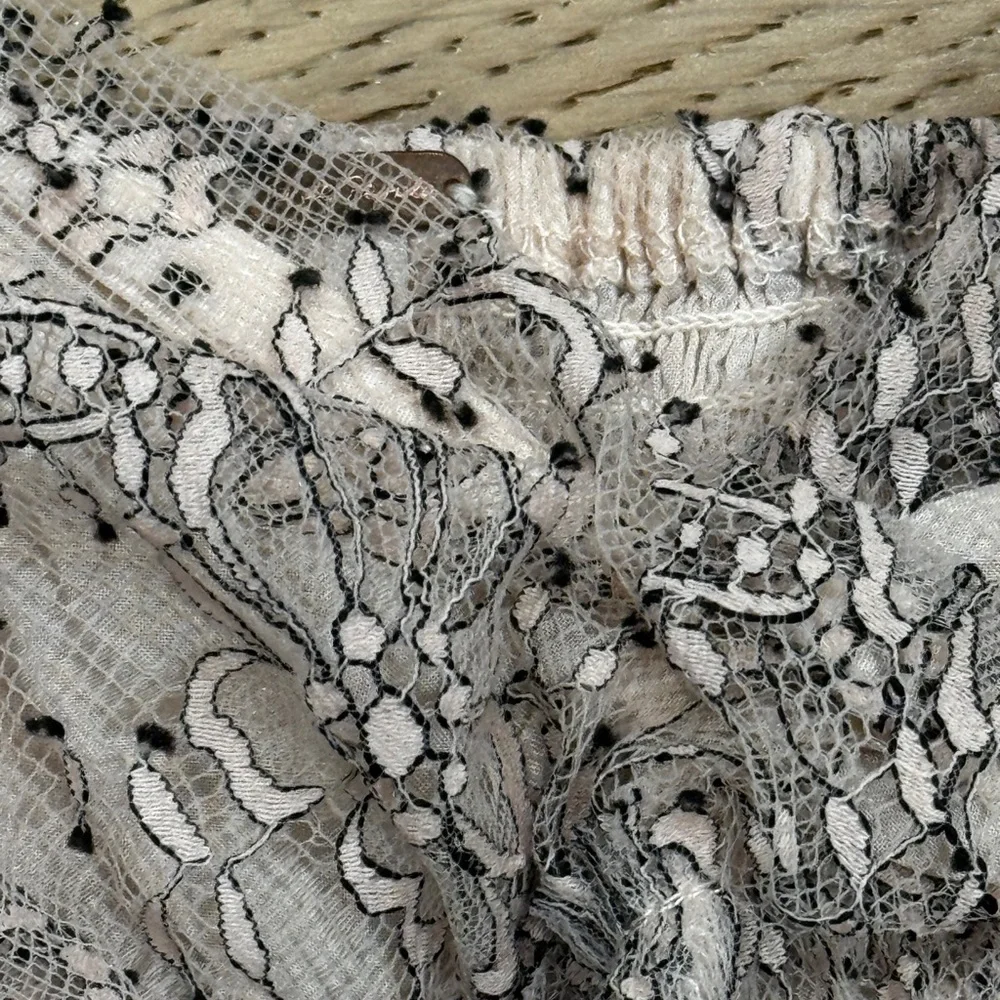NEW Free People Heavenly Lace Tunic Top Champagne Toast Size XS Romantic‎ Blouse